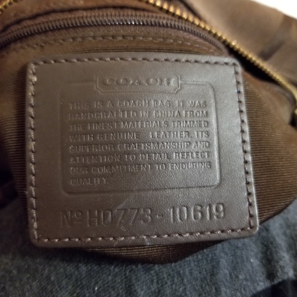 Coach shoulder bag - Picture 3 of 7